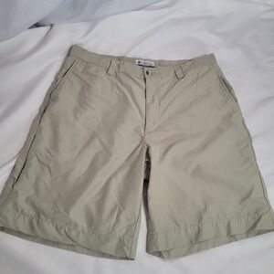 Columbia Men's 5 Pockets Shorts Tusk Color Size 38